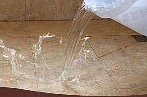 沙坡头漏水维修 免砸砖防水材料该如何施工